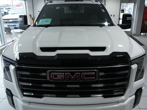 Used 2024 GMC Sierra 3500 AT4 w/ AT4 Premium Plus Package image 6