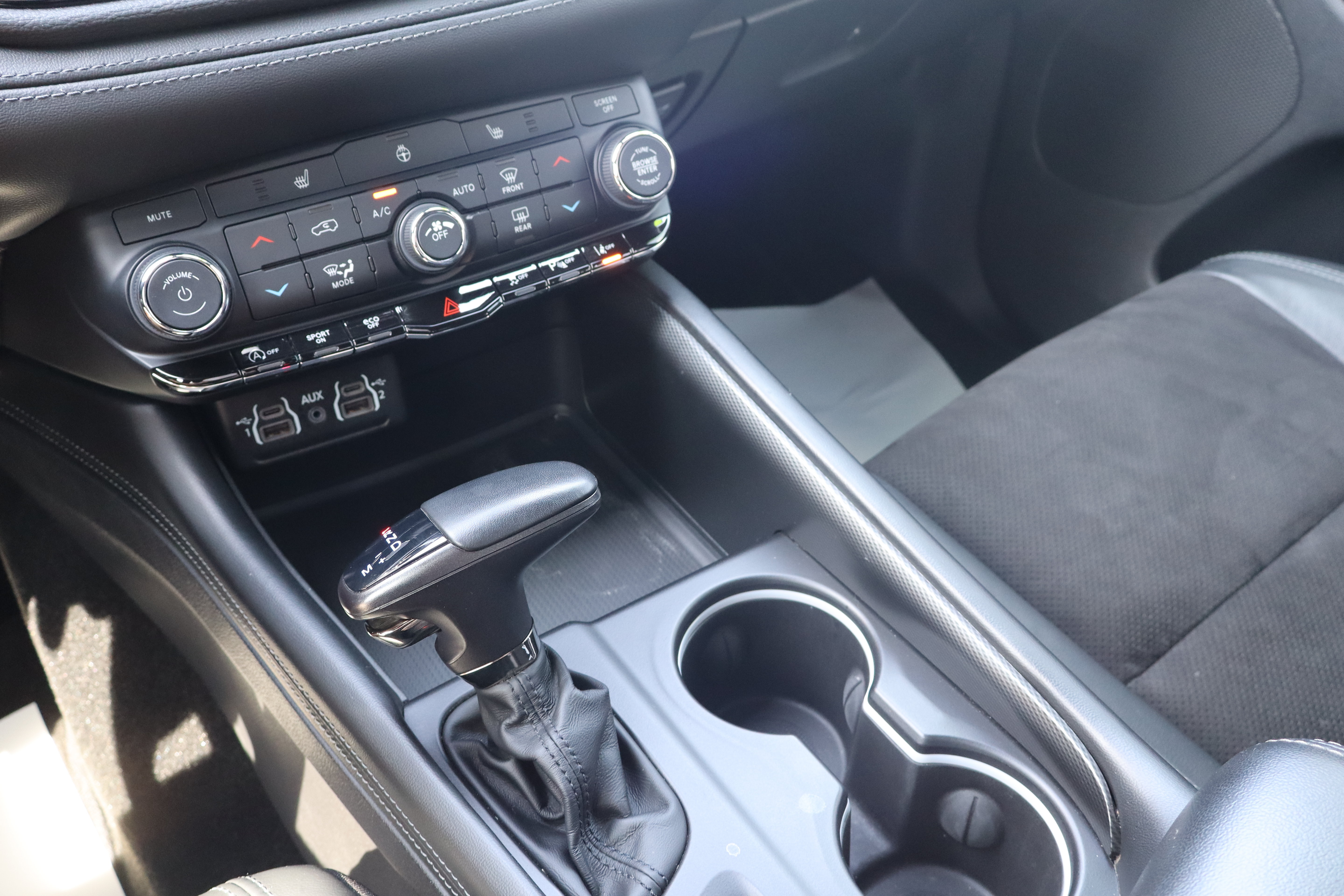 Used 2022 Dodge Durango GT AWD/4WD image 21