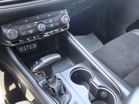 Used 2022 Dodge Durango GT AWD/4WD image 21