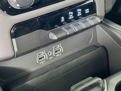 New 2026 RAM 1500 Express image 21