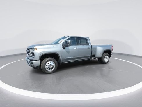 New 2026 Chevrolet Silverado 3500 High Country w/ High Country Premium Package image 4