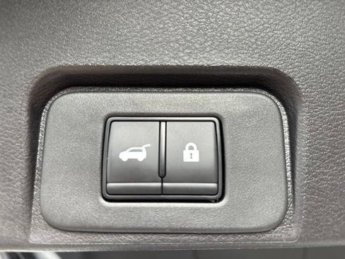 Certified 2026 Nissan Rogue SV AWD/4WD image 14
