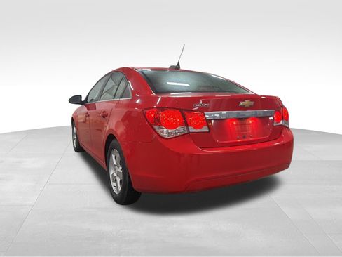Used 2016 Chevrolet Cruze LT w/ Technology Package image 7
