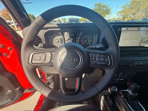 New 2026 Jeep Wrangler Unlimited Rubicon AWD/4WD image 22