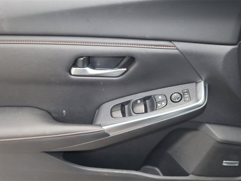 Certified 2025 Nissan Sentra SR w/ SR Premium Package image 14