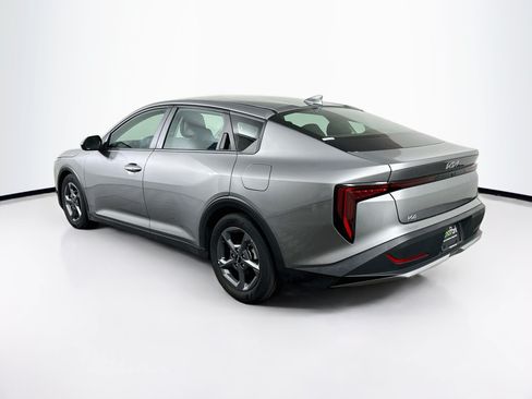 Used 2025 Kia K4 FWD image 5