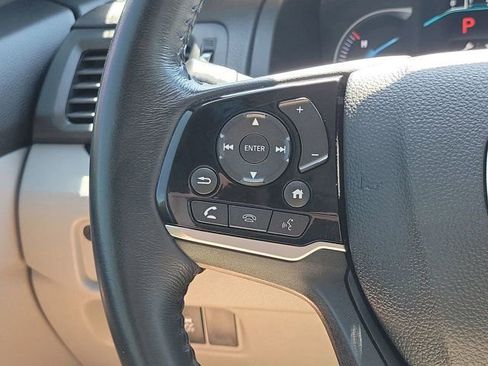 Used 2019 Honda Pilot Touring image 32