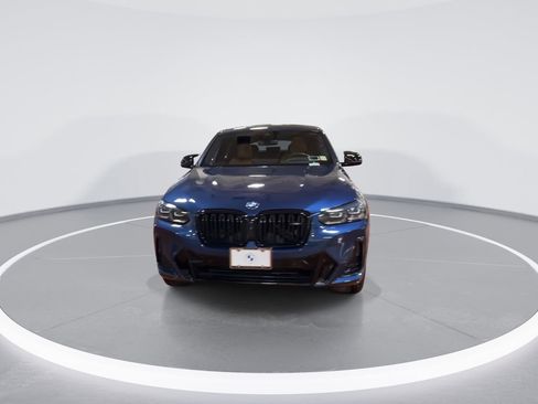 Certified 2024 BMW X4 M40i w/ Premium Package image 3