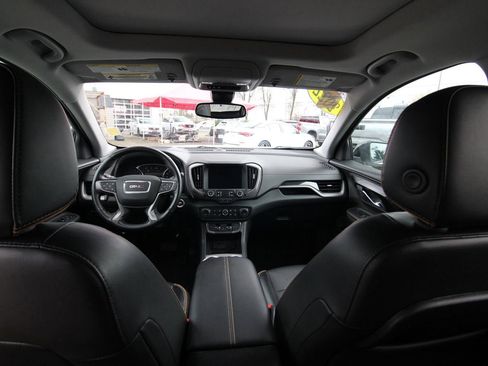 Used 2022 GMC Terrain AT4 w/ Tech Package AWD/4WD image 22