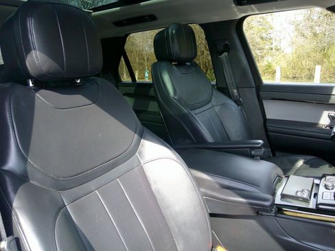 Used 2023 Land Rover Range Rover Sport SE image 49