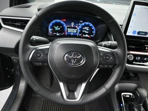Used 2026 Toyota Corolla SE w/ SE Package FWD image 5