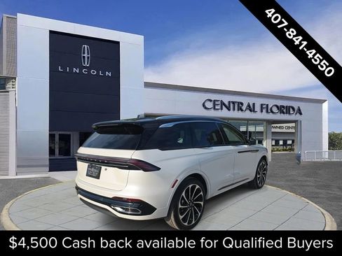 New 2026 Lincoln Nautilus Black Label image 3