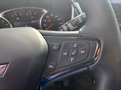 Used 2023 Chevrolet Equinox Premier AWD/4WD image 14
