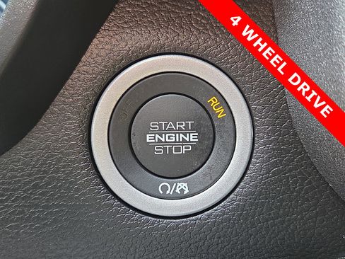 Used 2025 RAM 1500 Warlock AWD/4WD image 20