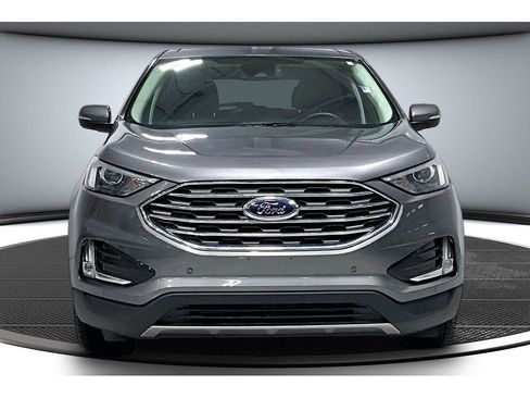 Used 2024 Ford Edge Titanium image 4