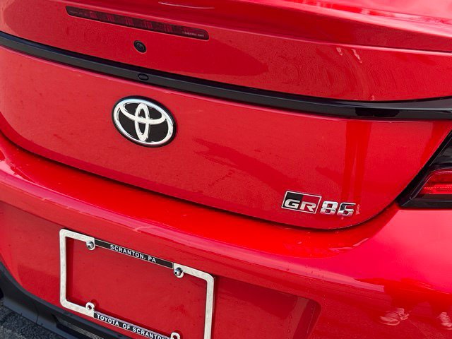 Used 2023 Toyota GR86 Premium RWD image 12