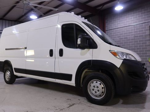 Used 2023 RAM ProMaster 2500 image 7