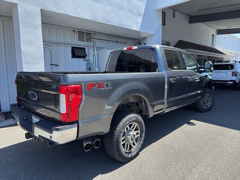 Used 2019 Ford F350 Lariat w/ Lariat Ultimate Package AWD/4WD image 2