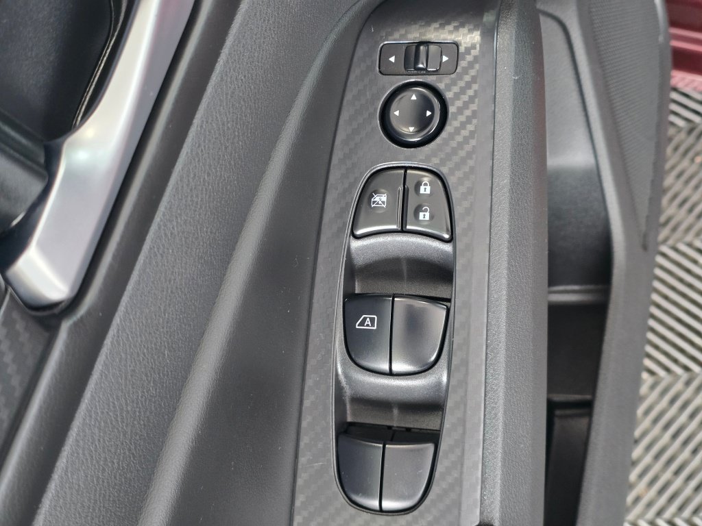 Used 2025 Nissan Altima 2.5 SV FWD image 20