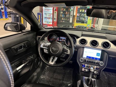 Used 2023 Ford Mustang Premium image 31