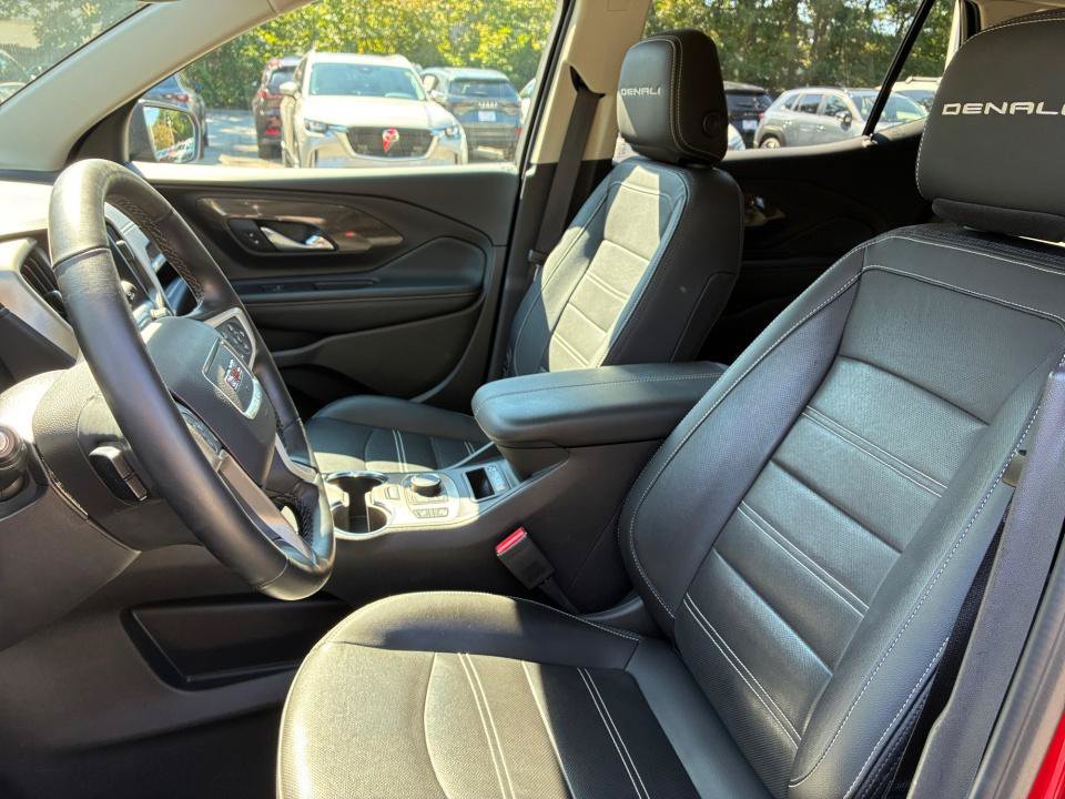 Used 2024 GMC Terrain Denali AWD/4WD image 30