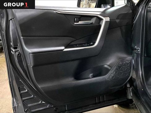 Certified 2022 Toyota RAV4 XLE image 42