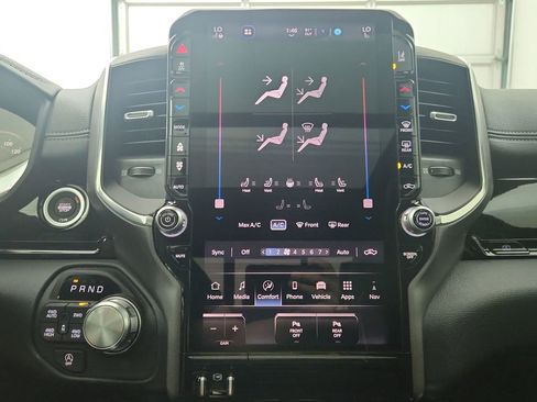 New 2026 RAM 1500 Laramie AWD/4WD image 26