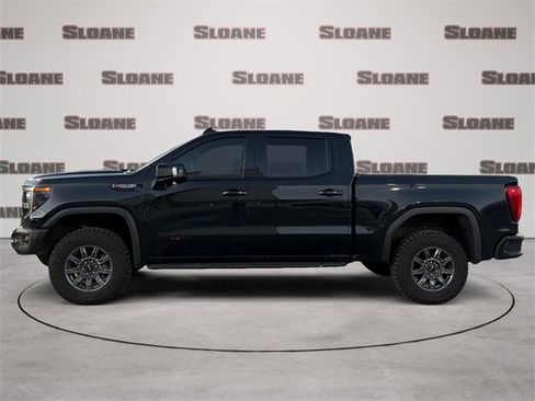 Used 2025 GMC Sierra 1500 AT4X image 2