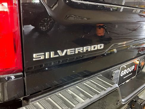 Used 2023 Chevrolet Silverado 2500 High Country w/ Z71 Off-Road Package AWD/4WD image 30