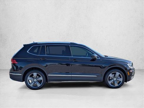 Used 2021 Volkswagen Tiguan S FWD image 4