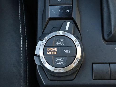 Used 2024 Toyota Tacoma TRD Off-Road image 11