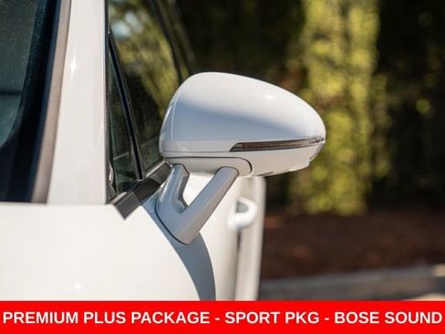 Used 2024 Porsche Macan w/ Premium Plus Package AWD/4WD image 21