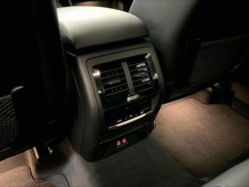 Used 2024 BMW X3 sDrive30i w/ Convenience Package image 28