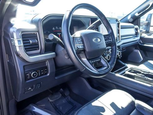 Used 2025 Ford F450 Platinum AWD/4WD image 13