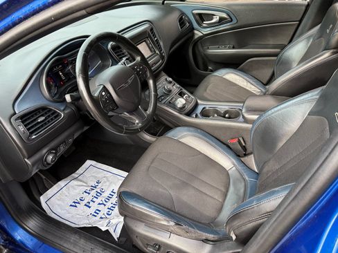 Used 2015 Chrysler 200 S FWD image 10