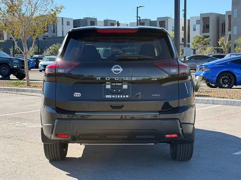 New 2026 Nissan Rogue SV AWD/4WD image 5