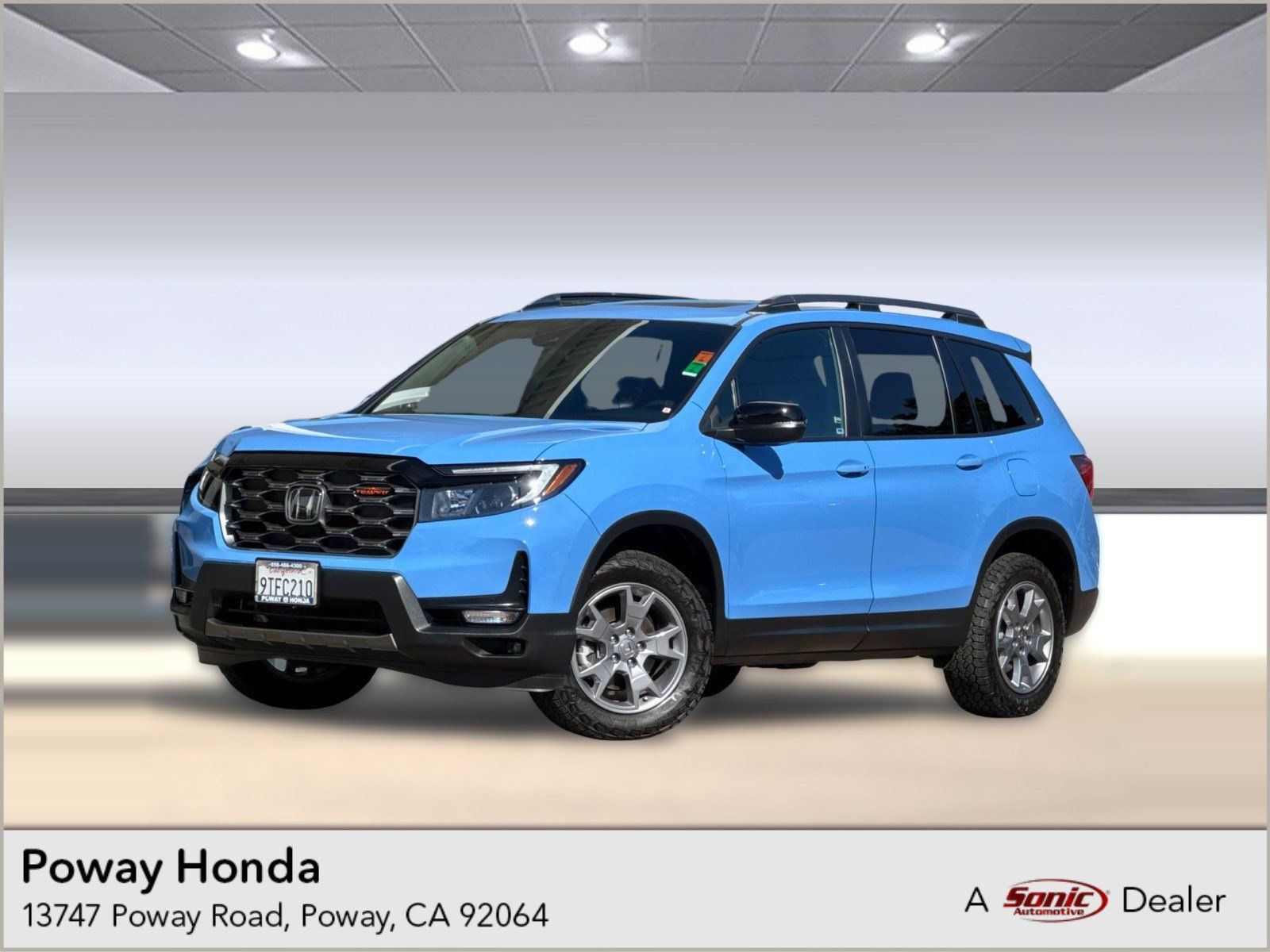 Used 2025 Honda Passport TrailSport image 1