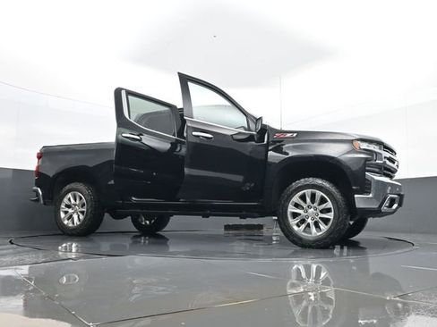 Used 2021 Chevrolet Silverado 1500 LTZ image 33