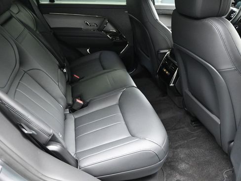 New 2025 Land Rover Range Rover Sport Dynamic SE AWD/4WD image 9