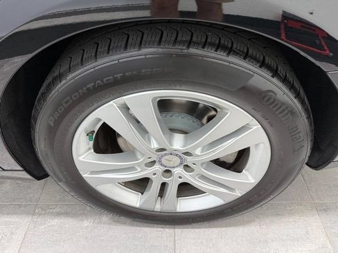 Used 2017 Mercedes-Benz S 550 4MATIC Sedan image 5