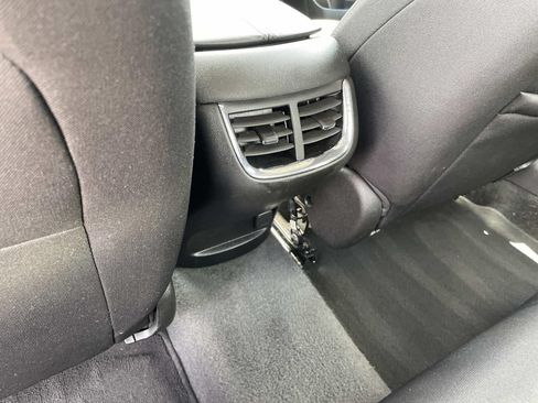 Used 2025 Chevrolet Malibu LT FWD image 14