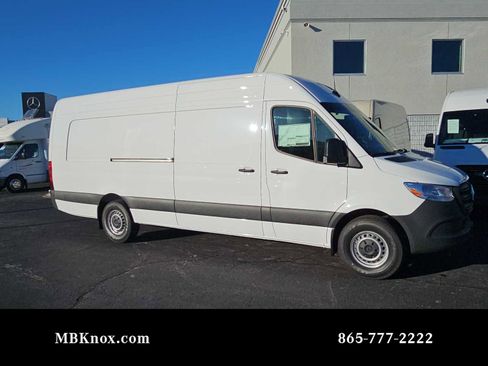 New 2026 Mercedes-Benz Sprinter 2500 image 1
