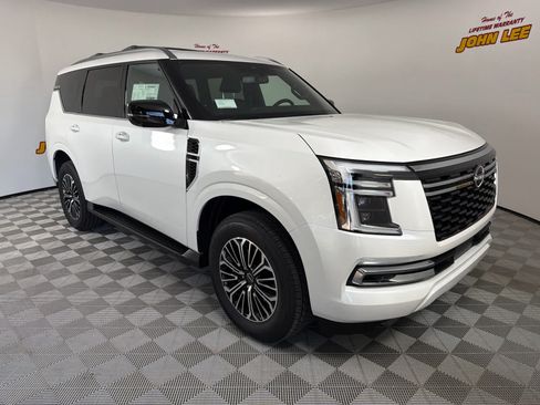 New 2026 Nissan Armada SL w/ Captain's Chari Seat Package AWD/4WD image 8