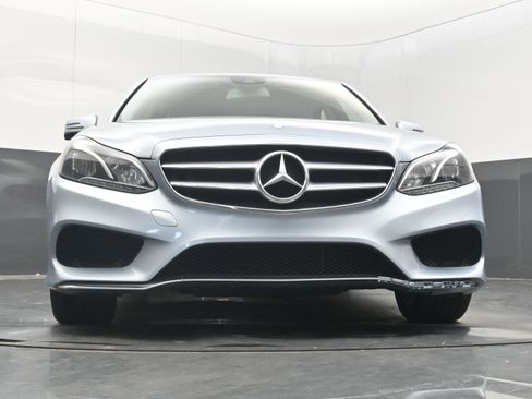 Used 2015 Mercedes-Benz E 350 Sedan image 28