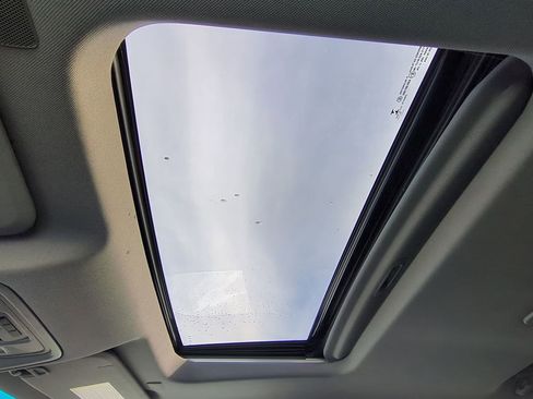 Used 2019 Chevrolet Silverado 1500 LTZ w/ LTZ Premium Package image 9