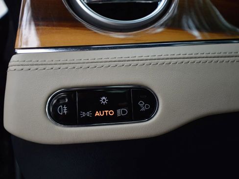 Used 2021 Bentley Continental GT image 36