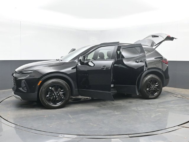 Used 2022 Chevrolet Blazer LT w/ Sound & Technology Package FWD image 52