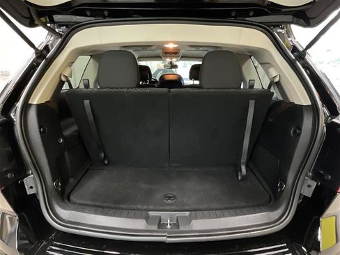 Used 2020 Dodge Journey SE w/ SE Popular Equipment Group FWD image 22