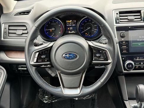 Used 2018 Subaru Outback 2.5i Limited AWD/4WD image 13