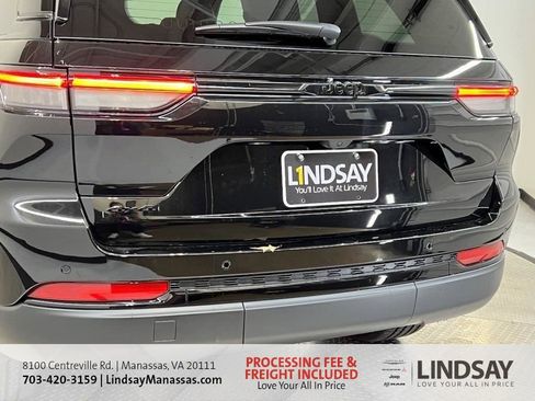 New 2025 Jeep Grand Cherokee Altitude AWD/4WD image 6